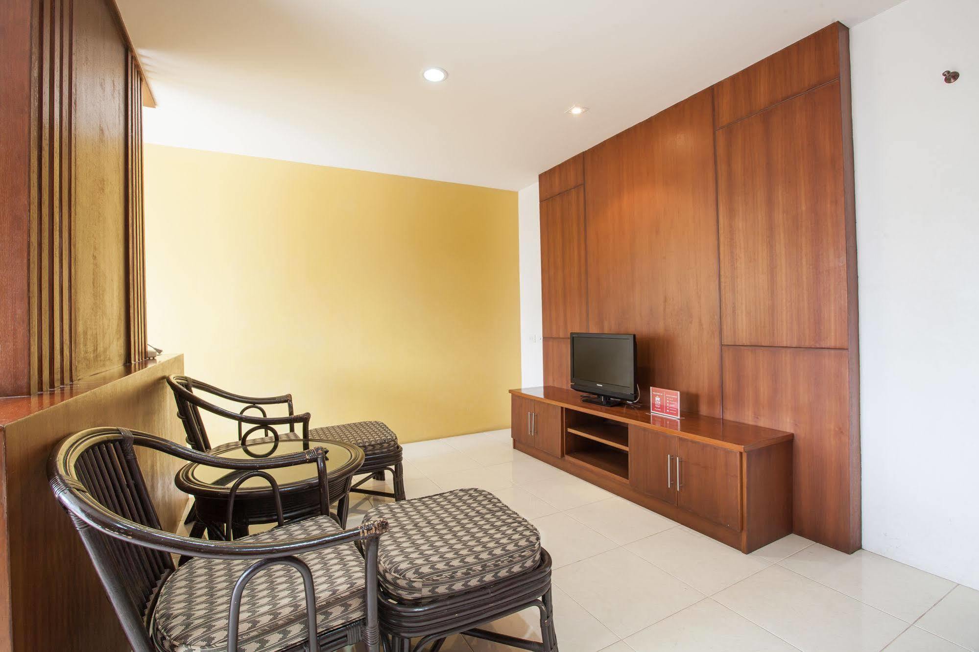 Zen Rooms Chaofa East Road Rawai Bagian luar foto